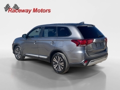 Used 2020  Mitsubishi Outlander 4d SUV FWD ES at Raceway Motors near Lufkin&comma; TX
