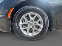 Used 2020  Chrysler Pacifica 4d Wagon Touring L at Raceway Motors near Lufkin&comma; TX