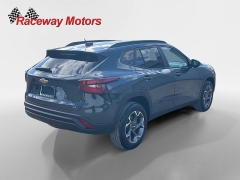 Used 2025  Chevrolet Trax FWD 4dr LT at Raceway Motors near Lufkin, TX