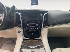 Used 2019  Cadillac Escalade 4d SUV RWD Luxury at Raceway Motors near Lufkin&comma; TX