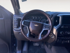 Used 2021  Chevrolet Silverado 1500 2WD Crew Cab 147" LT at Raceway Motors near Lufkin&comma; TX
