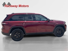 Used 2024  Jeep Grand Cherokee Altitude 4x2 at Raceway Motors near Lufkin&comma; TX