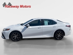 Used 2024  Toyota Camry SE Auto at Raceway Motors near Lufkin&comma; TX