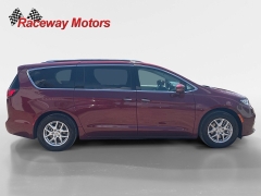 Used 2021  Chrysler Pacifica Touring L FWD at Raceway Motors near Lufkin&comma; TX