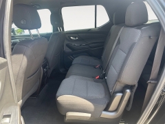 Used 2023  Chevrolet Traverse FWD 4dr LT Cloth w&sol;1LT at Raceway Motors near Lufkin&comma; TX