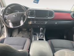 Used 2021  Toyota Tacoma 4WD SR5 Double Cab 5ft Bed V6 AT at Raceway Motors near Lufkin&comma; TX