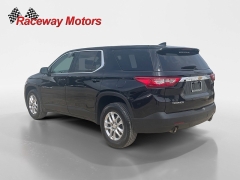 Used 2021  Chevrolet Traverse FWD 4dr LS w&sol;1LS at Raceway Motors near Lufkin&comma; TX