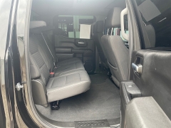 Used 2022  Chevrolet Silverado 1500 2WD Crew Cab 147" Custom at Raceway Motors near Lufkin&comma; TX