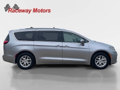 Used 2021  Chrysler Pacifica Touring L FWD at Raceway Motors near Lufkin&comma; TX