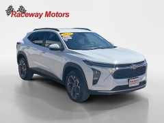 Used 2025  Chevrolet Trax FWD 4dr LT at Raceway Motors near Lufkin&comma; TX