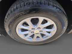 Used 2020  Chevrolet Equinox 4d SUV FWD LT w&sol;2FL at Raceway Motors near Lufkin&comma; TX