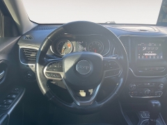 Used 2021  Jeep Cherokee Latitude Lux FWD at Raceway Motors near Lufkin&comma; TX