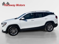 Used 2024  GMC Terrain FWD 4dr SLT at Raceway Motors near Lufkin, TX