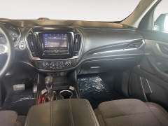 Used 2021  Chevrolet Traverse FWD 4dr LS w&sol;1LS at Raceway Motors near Lufkin&comma; TX