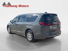 Used 2025  Chrysler Pacifica Select FWD at Raceway Motors near Lufkin&comma; TX
