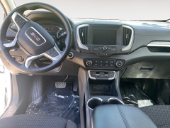 Used 2024  GMC Terrain FWD 4dr SLE at Raceway Motors near Lufkin&comma; TX