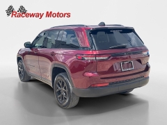 Used 2024  Jeep Grand Cherokee Altitude 4x2 at Raceway Motors near Lufkin&comma; TX