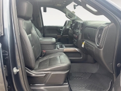Used 2020  Chevrolet Silverado 1500 4WD Crew Cab LT Trail Boss at Raceway Motors near Lufkin&comma; TX