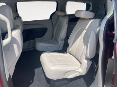 Used 2021  Chrysler Pacifica Touring L FWD at Raceway Motors near Lufkin&comma; TX