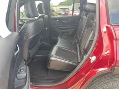 Used 2024  Jeep Grand Cherokee Altitude 4x2 at Raceway Motors near Lufkin&comma; TX