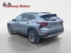 Used 2025  Chevrolet Trax FWD 4dr LT at Raceway Motors near Lufkin&comma; TX