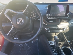 Used 2024  Nissan Altima 2.5 SV Sedan at Raceway Motors near Lufkin, TX