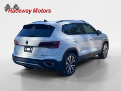 Used 2023  Volkswagen Taos SE 4MOTION at Raceway Motors near Lufkin, TX