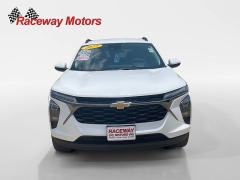 Used 2025  Chevrolet Trax FWD 4dr LT at Raceway Motors near Lufkin&comma; TX