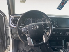 Used 2021  Toyota Tacoma 4WD SR5 Double Cab 5ft Bed V6 AT at Raceway Motors near Lufkin&comma; TX
