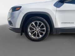 Used 2021  Jeep Cherokee Latitude Lux FWD at Raceway Motors near Lufkin&comma; TX