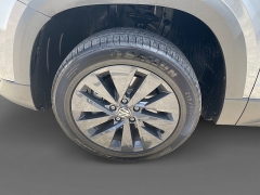 Used 2024  Volkswagen Taos S FWD at Raceway Motors near Lufkin&comma; TX
