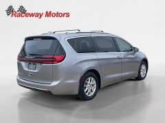 Used 2021  Chrysler Pacifica Touring L FWD at Raceway Motors near Lufkin&comma; TX
