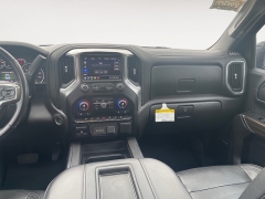 Used 2020  Chevrolet Silverado 1500 4WD Crew Cab LT Trail Boss at Raceway Motors near Lufkin&comma; TX