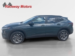 Used 2025  Chevrolet Trax FWD 4dr LT at Raceway Motors near Lufkin&comma; TX