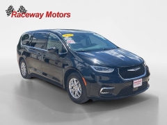 Used 2024  Chrysler Pacifica Touring L FWD at Raceway Motors near Lufkin&comma; TX