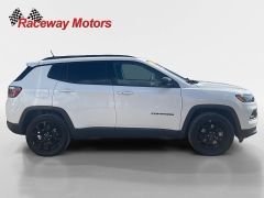 Used 2025  Jeep Compass Latitude 4x4 at Raceway Motors near Lufkin&comma; TX