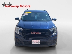 Used 2022  GMC Terrain FWD 4dr SLE at Raceway Motors near Lufkin&comma; TX
