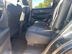 Used 2020  Nissan Rogue 4d SUV AWD SV at Raceway Motors near Lufkin&comma; TX