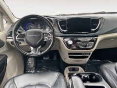 Used 2021  Chrysler Pacifica Touring L FWD at Raceway Motors near Lufkin&comma; TX