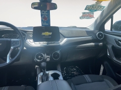 Used 2025  Chevrolet Blazer FWD 4dr LT w&sol;2LT at Raceway Motors near Lufkin&comma; TX