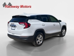 Used 2024  GMC Terrain FWD 4dr SLE at Raceway Motors near Lufkin&comma; TX