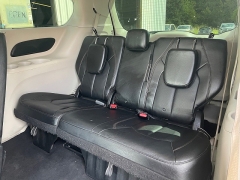 Used 2020  Chrysler Pacifica 4d Wagon Touring L at Raceway Motors near Lufkin&comma; TX