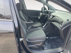 Used 2021  Chevrolet Trax AWD 4dr LS at Raceway Motors near Lufkin&comma; TX