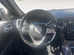 Used 2021  Jeep Grand Cherokee Laredo X 4x4 at Raceway Motors near Lufkin&comma; TX