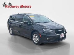 Used 2023  Chrysler Pacifica Touring L FWD at Raceway Motors near Lufkin&comma; TX
