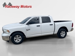 Used 2022  Ram 1500 Classic 2WD SLT Crew Cab 5'7" Box at Raceway Motors near Lufkin&comma; TX