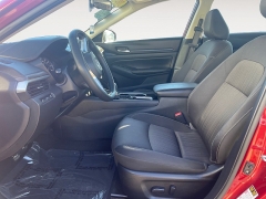 Used 2024  Nissan Altima 2.5 SV Sedan at Raceway Motors near Lufkin, TX