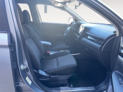 Used 2020  Mitsubishi Outlander 4d SUV FWD ES at Raceway Motors near Lufkin&comma; TX