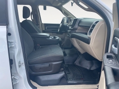 Used 2019  Ram 2500 4WD Crew Cab Big Horn at Raceway Motors near Lufkin&comma; TX
