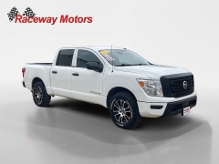 Used 2021  Nissan Titan 4x4 Crew Cab S at Raceway Motors near Lufkin&comma; TX